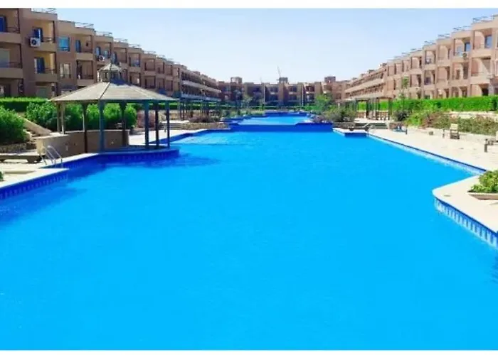 Chalet John Ain Sukhna
