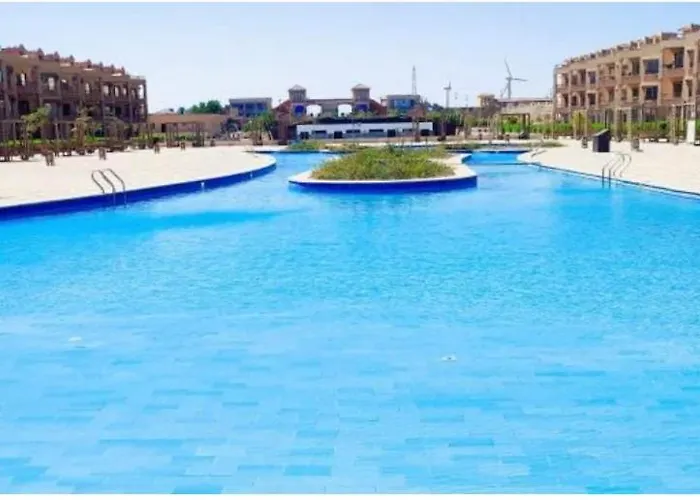 Chalet John Ain Sukhna